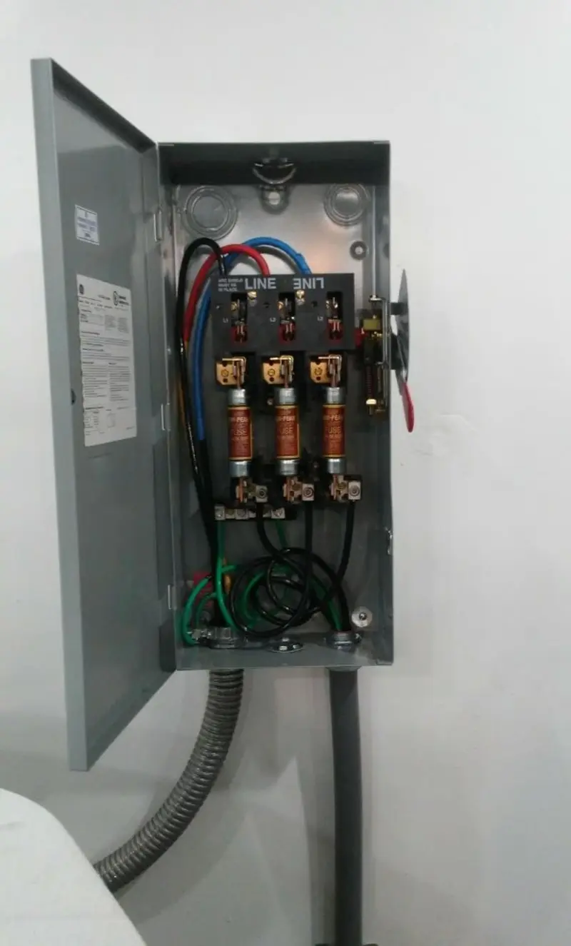 Three-phase disconnect switch installed for Smoke Detector Installation in Granite Bay